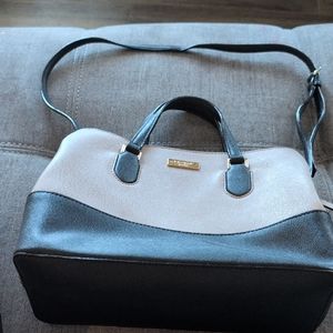 Elegant Black and Mauve Handbag
